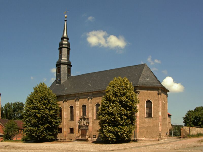 ملف:Adersleben Kirche Nikolaus.JPG