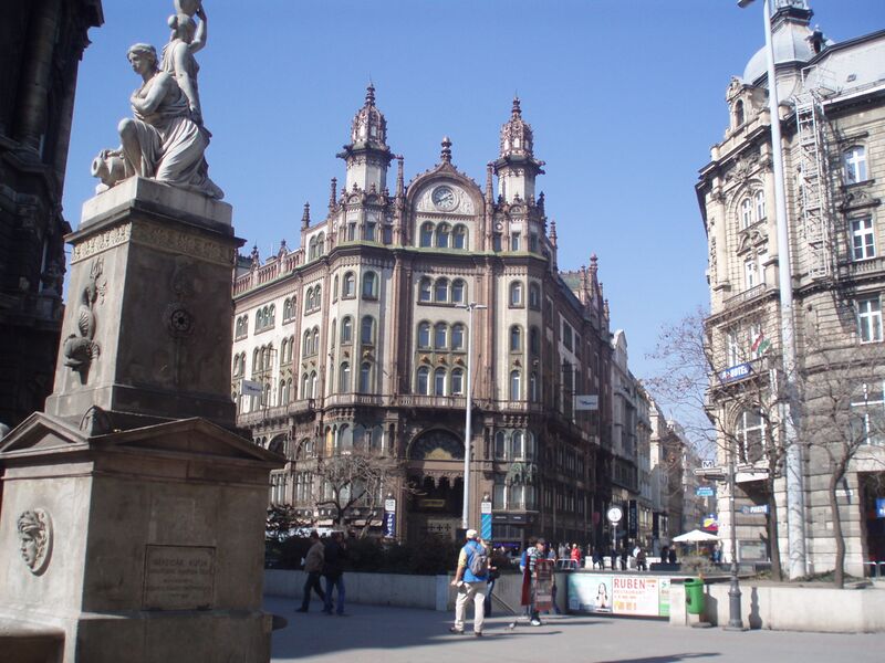 ملف:Budapest 2012 007.JPG