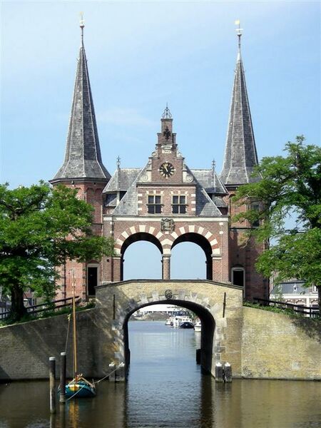 ملف:Waterpoort Sneek 07c2.JPG