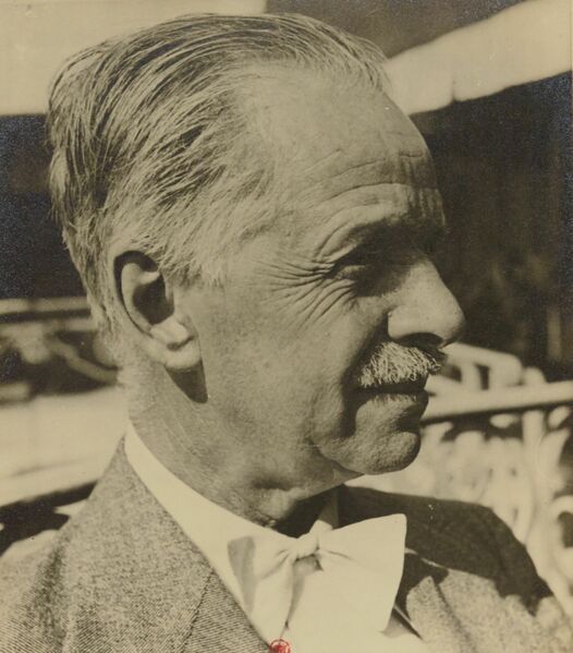 ملف:Jules Chadel (1870-1941).jpg