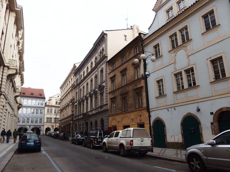 ملف:Praha, Linhartská (1).JPG