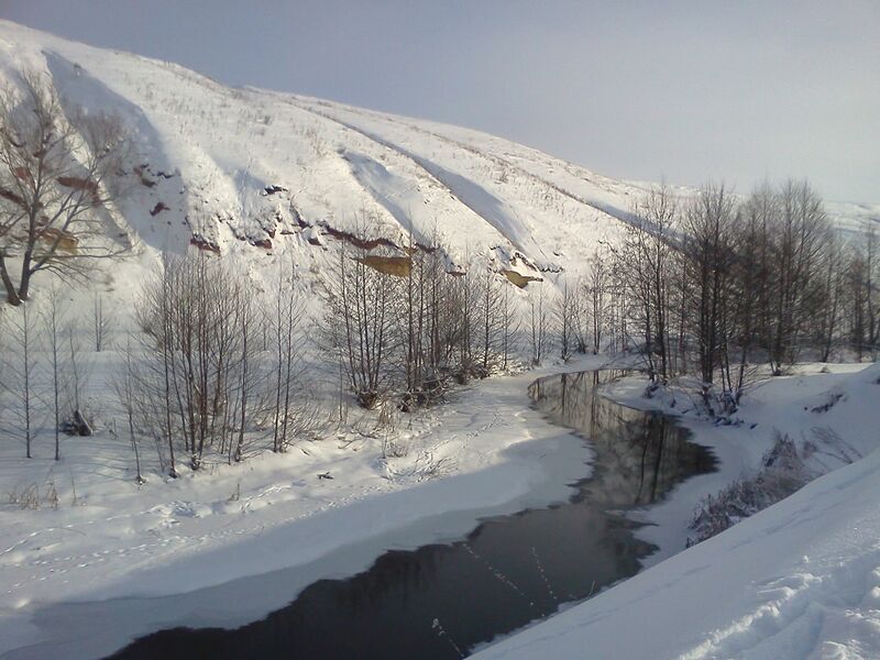 ملف:Aza river in winter.jpg