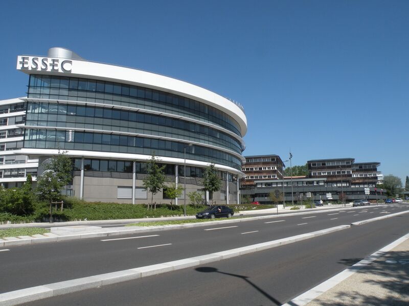 ملف:Essec cergy 2.JPG