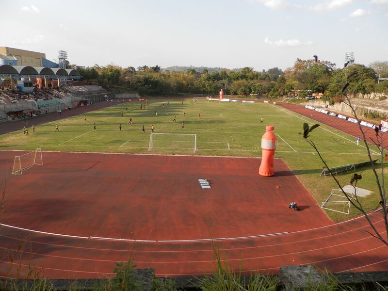 ملف:Estadio Universitario (UES) Centro.JPG