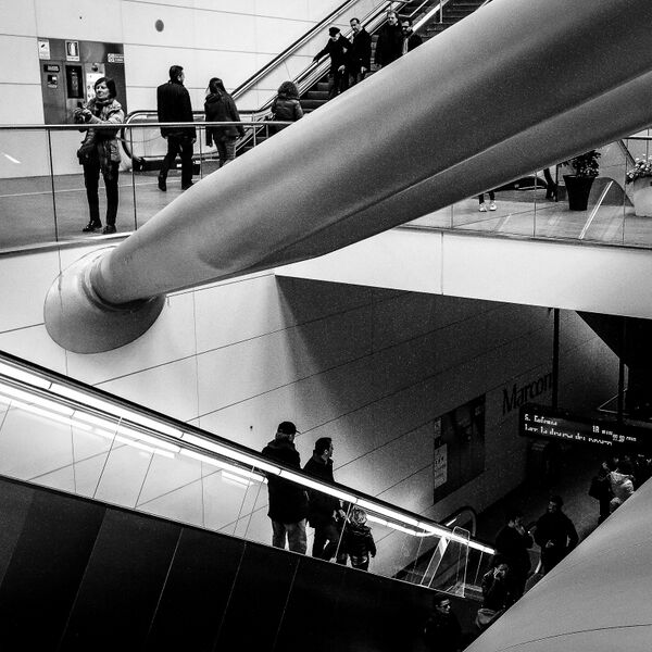 ملف:Marconi stazione Brescia 8559559886.jpg