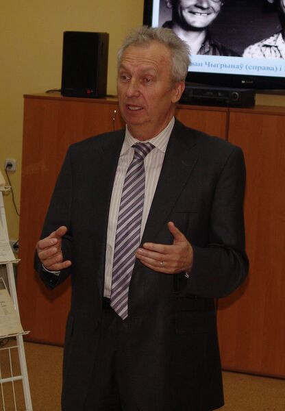 ملف:Anatol Butevič.JPG