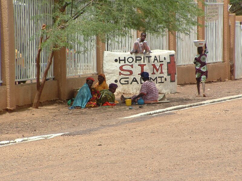 ملف:Galmi-Hospital 2006 Tommy-Sweets (14981822292).jpg