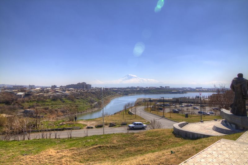 ملف:Lake Yerevan.JPG