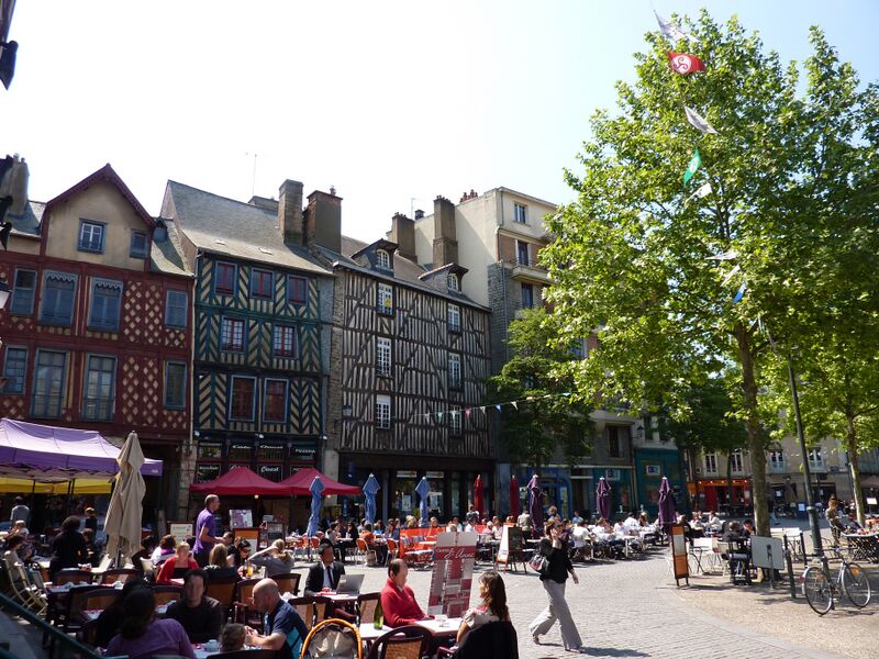 ملف:Place Saint Anne Rennes.JPG