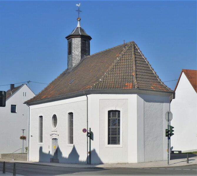 ملف:Stengelkirche in Wellesweiler.JPG
