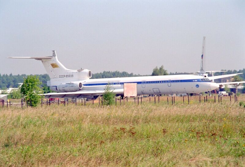 ملف:Tu-155 3.jpg