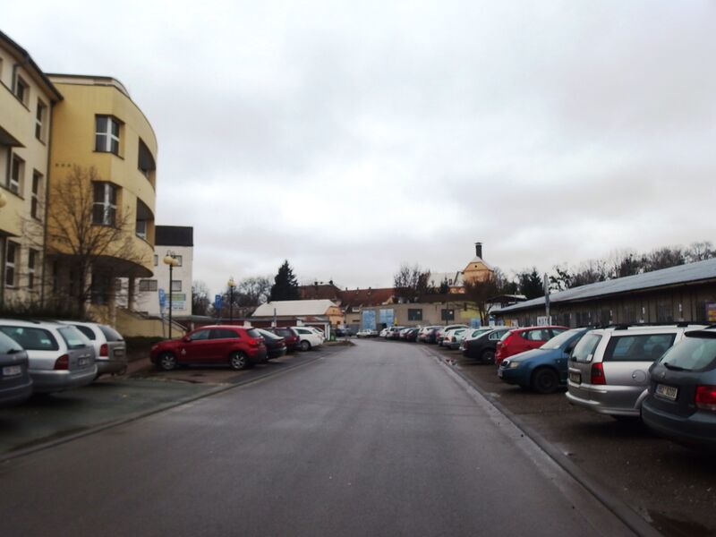 ملف:Břeclav, Za Bankou.JPG