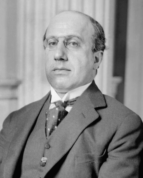 ملف:Jacob Hollander (1871-1940).jpg