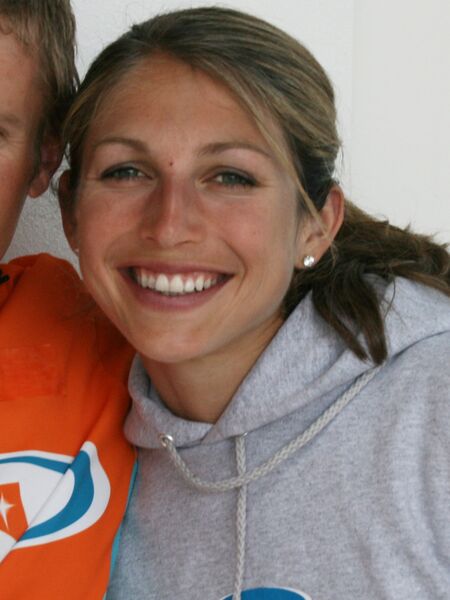 ملف:Sara Hall (1).jpg