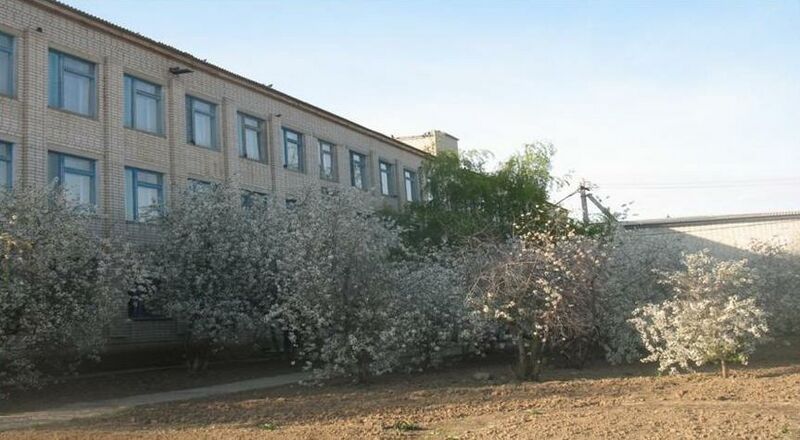 ملف:Krasnoselskaya Secondary School 001.JPG