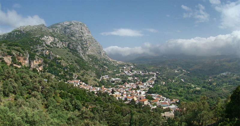 ملف:Crete Spili1 tango7174.jpg