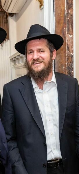 ملف:Moshe shilat.jpeg