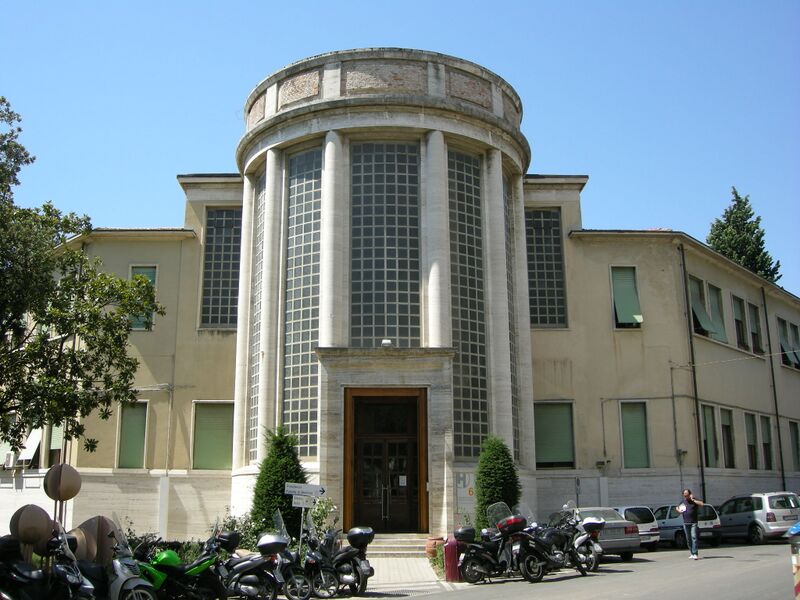 ملف:Ospedale di careggi 01.JPG