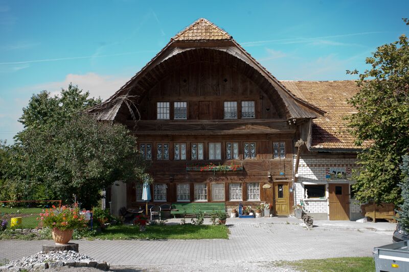 ملف:Vuisternens-devant-Romont Ferme.jpg