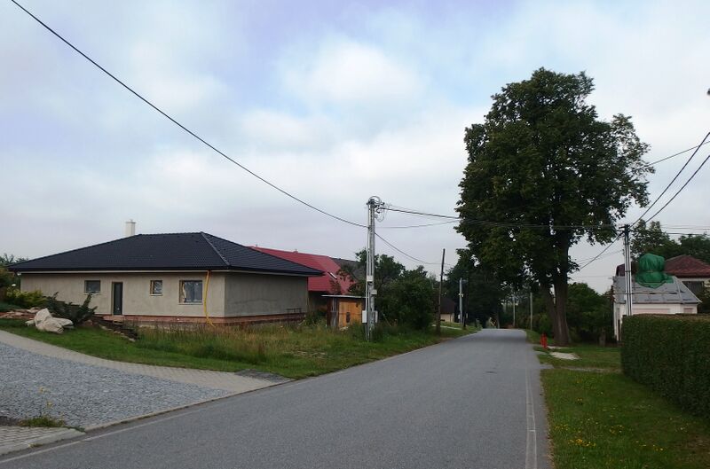 ملف:Mělkovice, hlavní ulice.jpg