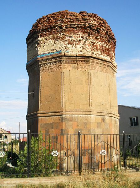 ملف:Argavand Tower Back.JPG