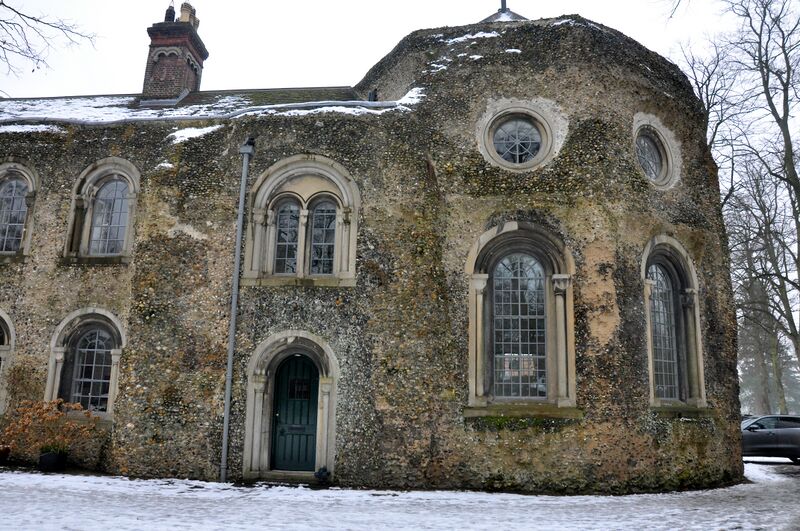 ملف:Cathedral Green (25766924817).jpg