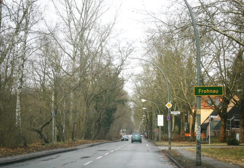 ملف:Frohnau Burgfrauenstraße n1.JPG