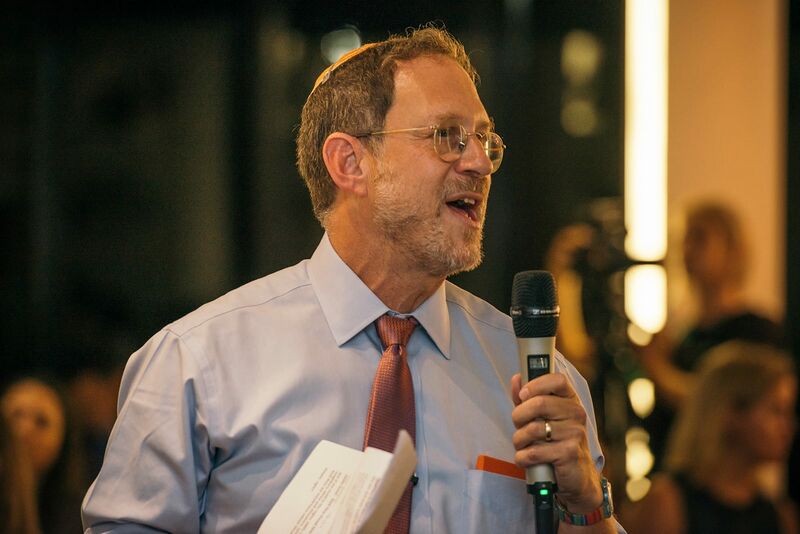 ملف:Yosef Abramowitz1.jpg