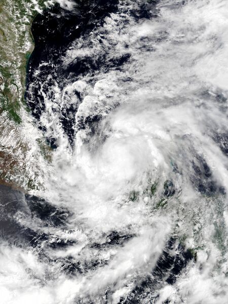 ملف:Cristobal 2020-06-03 1900Z.jpg