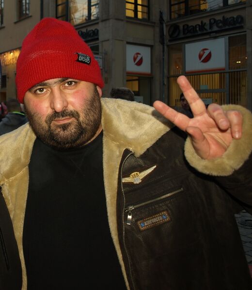 ملف:Adam Asanov.jpg