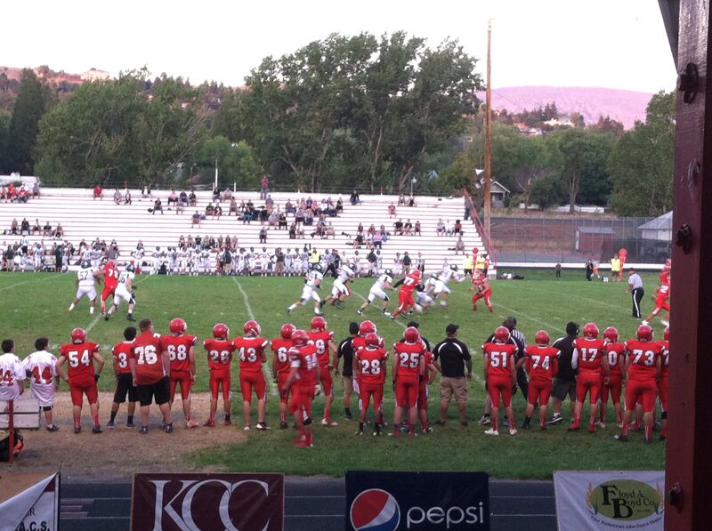 ملف:KU football.jpeg