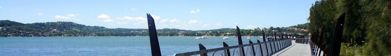 ملف:Lake Macquarie banner.JPG