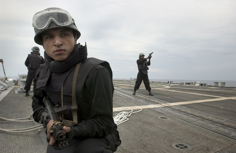 ملف:Indian Navy MARCOS.jpg