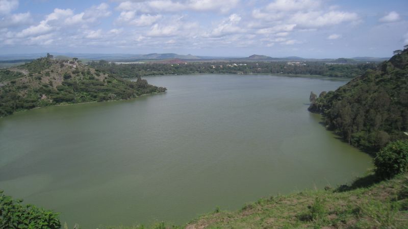 ملف:Lake Hora.JPG