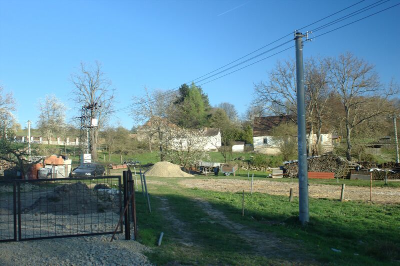 ملف:Hrachov, domy ve vesnici.jpg