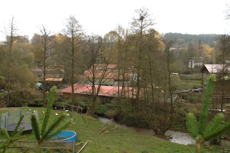 ملف:Lešovice, pohled na vesnici.jpg