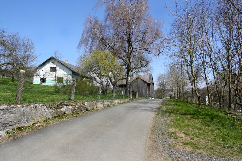 ملف:Všeruby, Studánky, east part.jpg