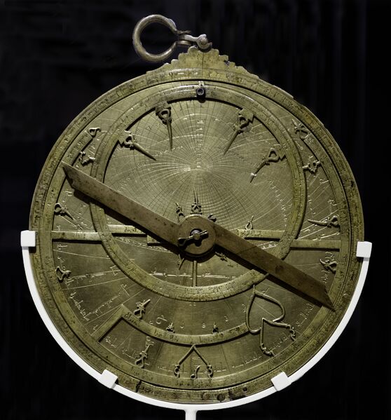 ملف:Astrolabio (16787706916).jpg
