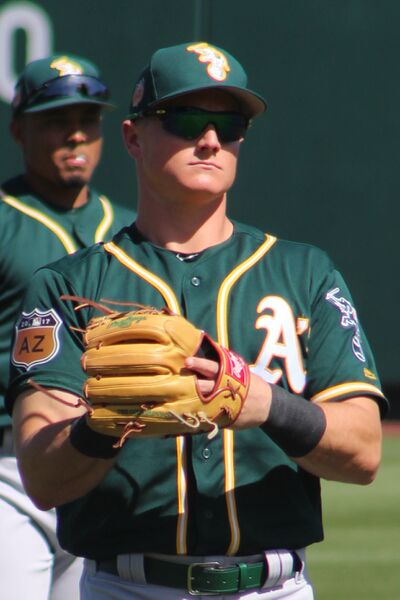 ملف:Matt Chapman ST 2017.jpg