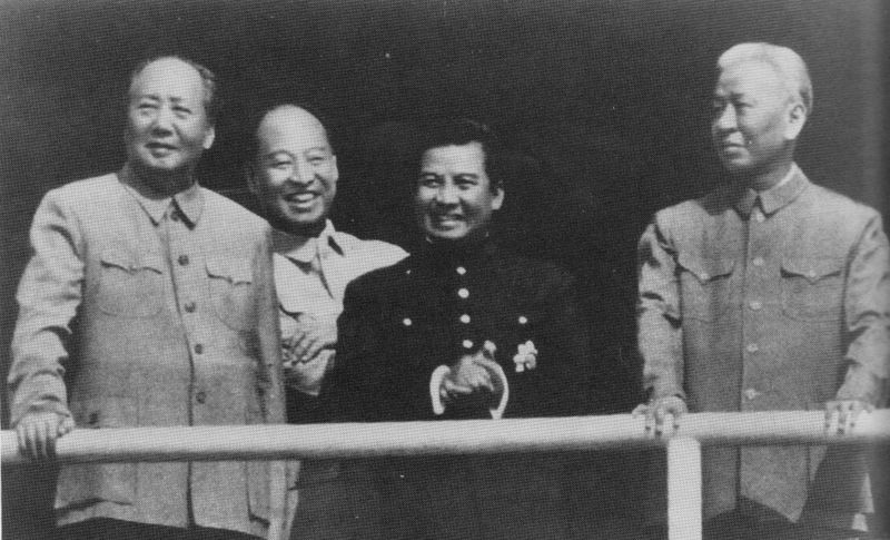 ملف:Mao Sihanouk.jpg