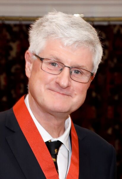 ملف:Peter Crampton CNZM (cropped).jpg