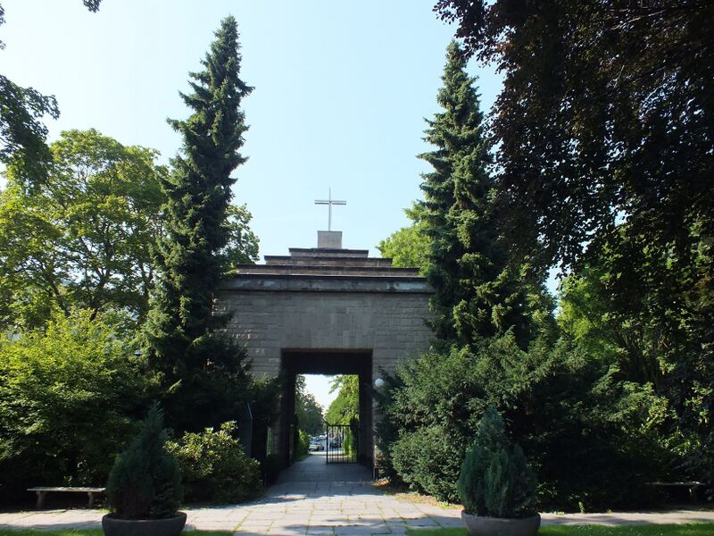 ملف:Friedhof-Lilienthalstraße-59.jpg