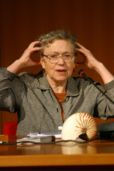 ملف:Mary Catherine Bateson-2Nov2004.jpg