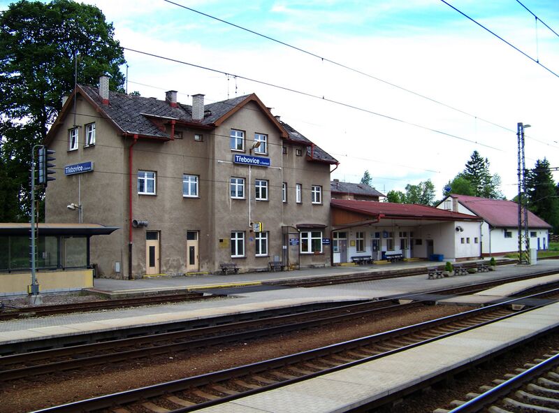 ملف:Nádraží Třebovice v Čechách.jpg