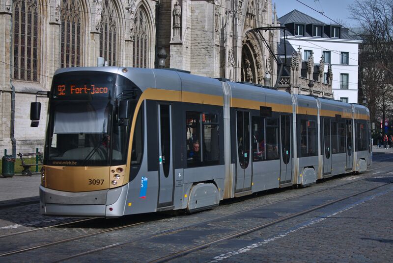 ملف:Brussels tram T3000 3097.JPG