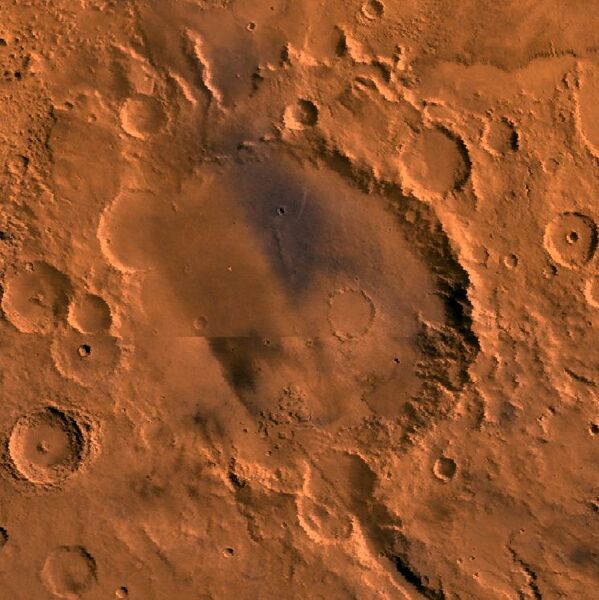 ملف:Gusev - PIA00183-MC-23-AeolisRegion-19980605 (cropped).jpg