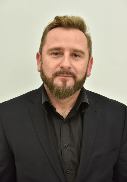 ملف:Piotr Liroy-Marzec Sejm 2016a.jpg