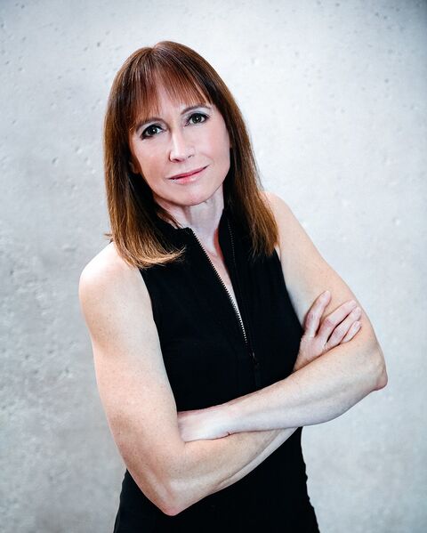 ملف:Linda Nagata.jpg