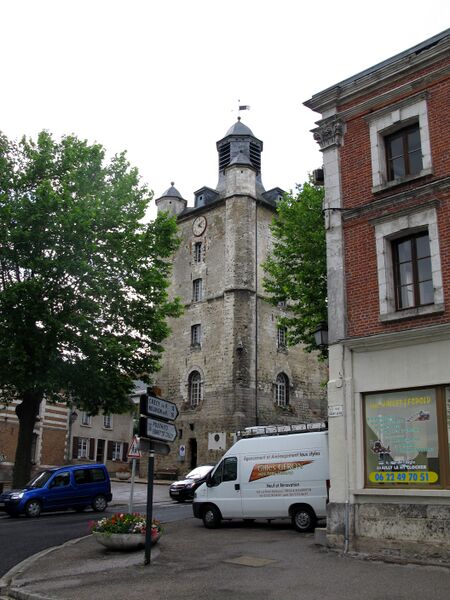 ملف:Saint-Riquier beffroi 1.jpg