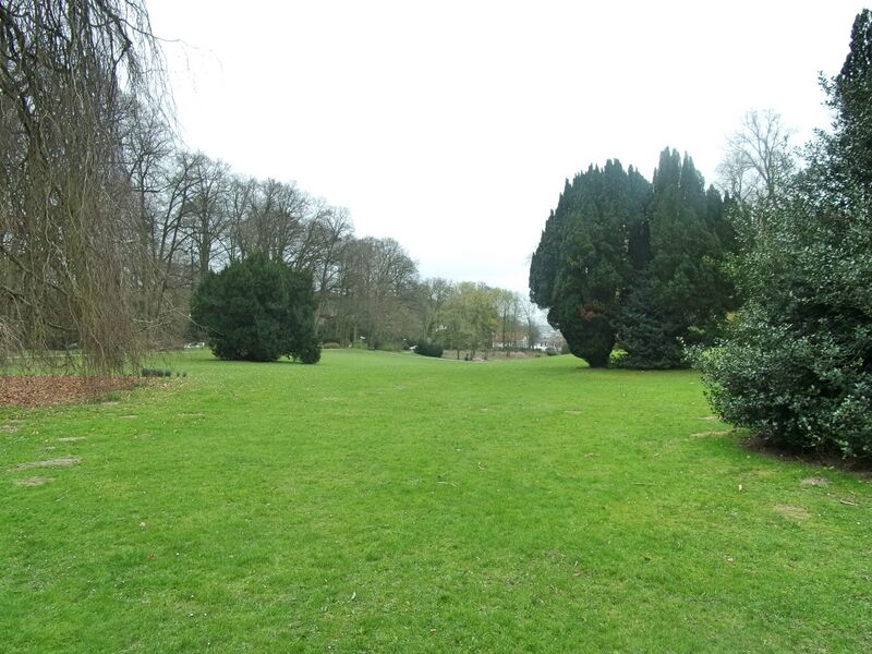 ملف:Baurs Park Blankenese (2).jpg